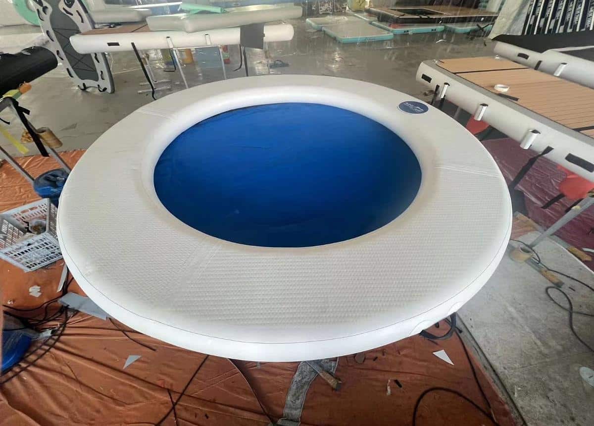Piscina-gonfiabile-galleggiante-240-cm-diametro-01.jpg